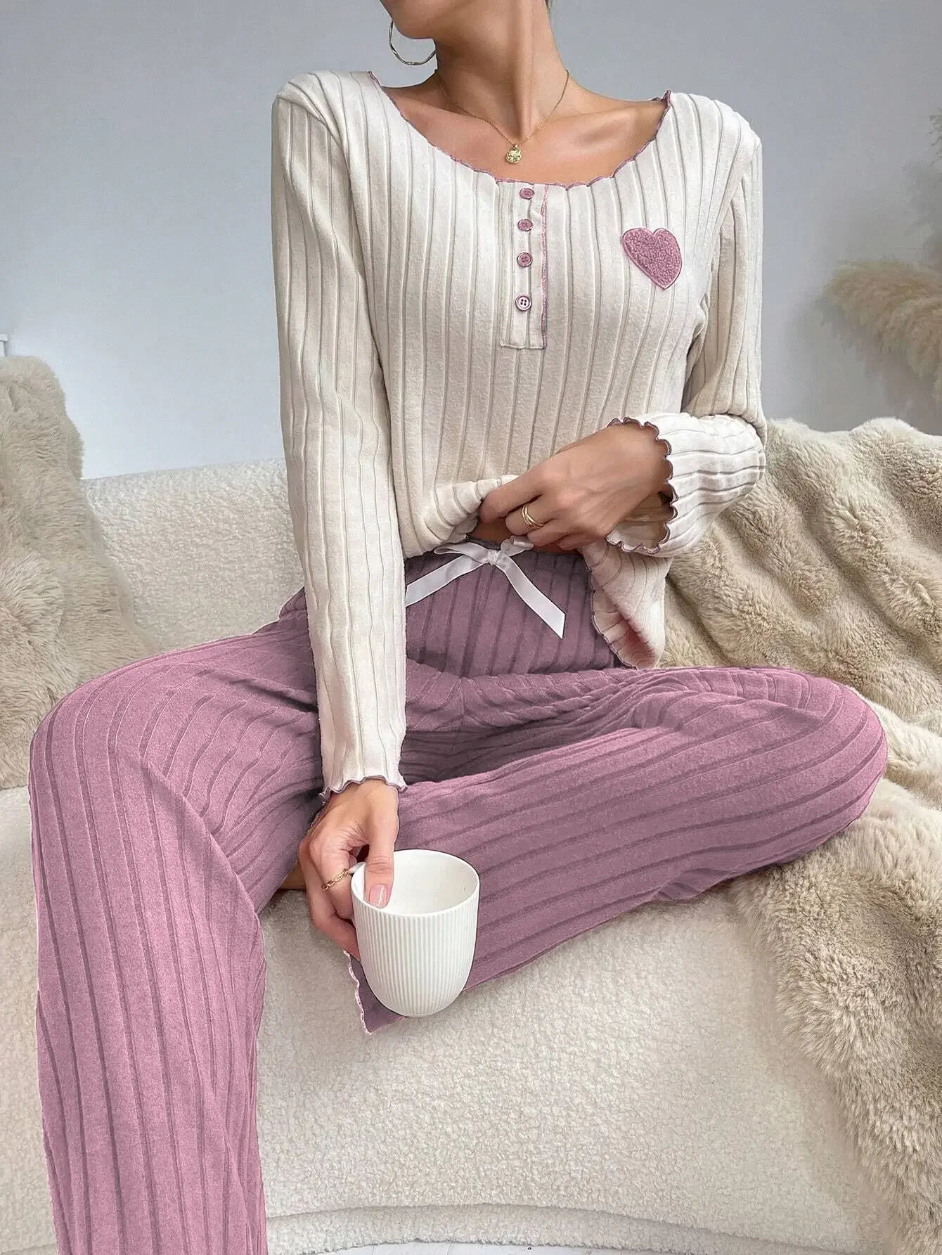 Women Autumn Winter Sleepwear Casual Long Sleeve Heart Printd Tops and Trousers Pajamas Set Homewear Loungewear 251231