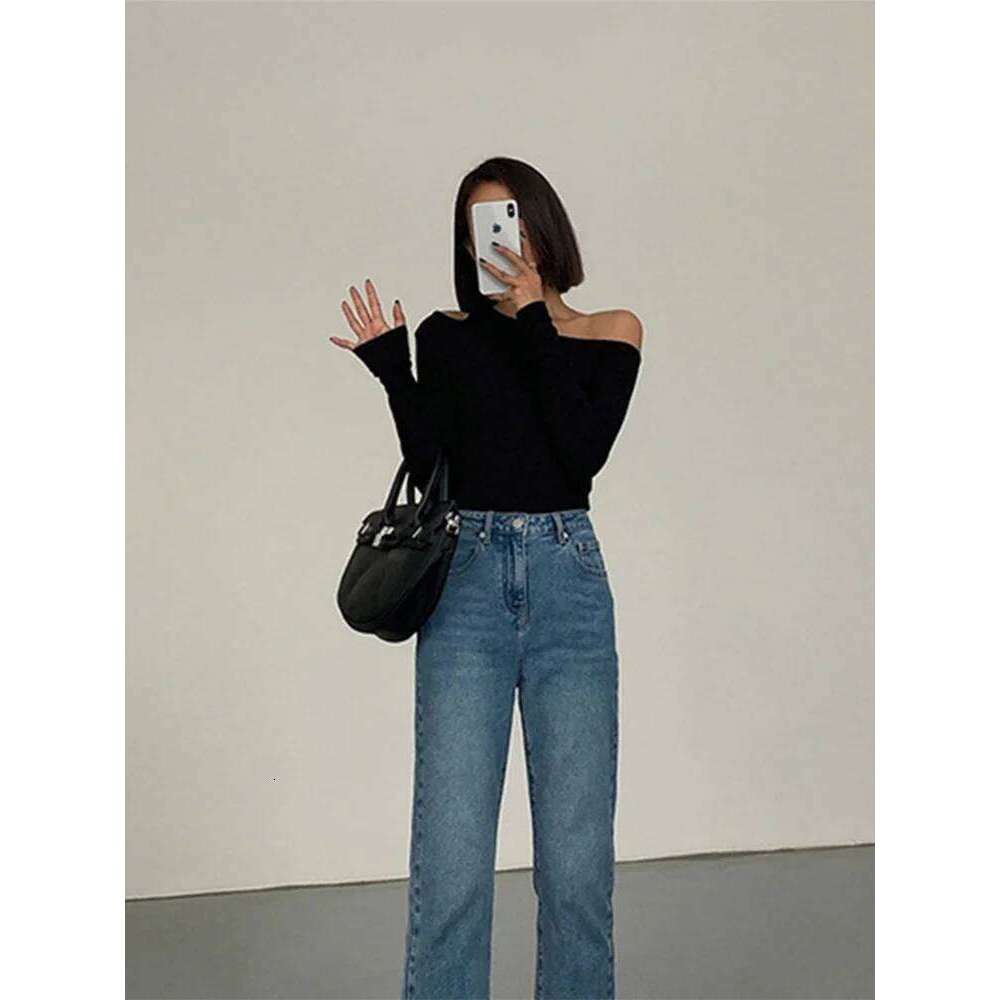 Fashion Skew Collar Off-shoulder Long-sleeved T-shirts Women Spring 2025 New Solid Slim Fit Crop Top Sexy Hollow Out Tees Shirts