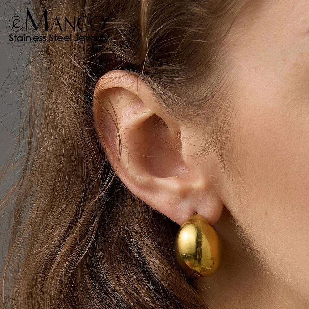 eManco Stainless Steel Bean-Shaped Earrings Minimalist Style with Curved Geometric Elements Ideal for Daily Commute Jewelry
