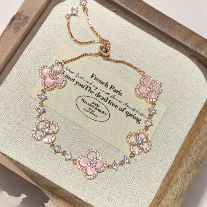 Fashionable Women's Accessories Bracelet For Women Diamond-Studded Shiny Imitation Natural Pink Shell Hollow Lucky Four-Leaf Clover Pull