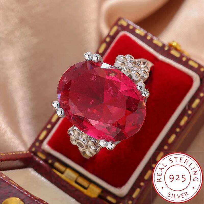 High-quality Red Zircon Rings for Women - Fashionable Flower-shaped Women's Engagement Rings, Party Jewelry