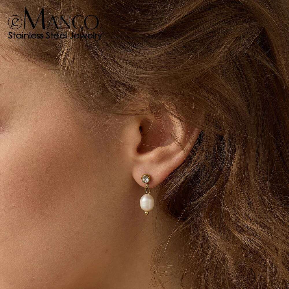 eManco Stainless Steel Natural Pearl Hoop Earrings Trendy Metalic Golden Geometric Jewelry Accessories Factory Direct