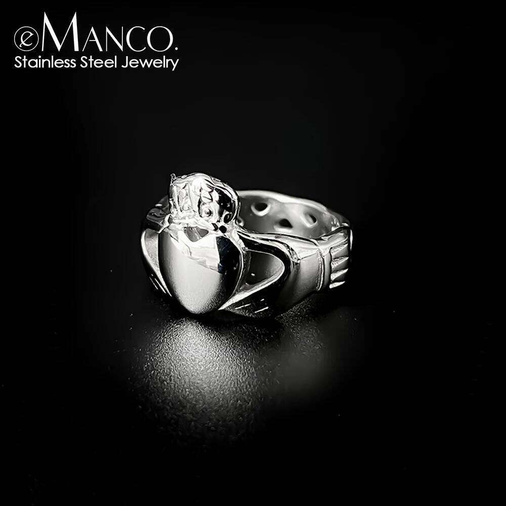 eManco Stainless Steel Heart Crown Rings Punk Design Retro Gold-Plated Ring Fashion Trend Waterproof Jewelry factory direct sale