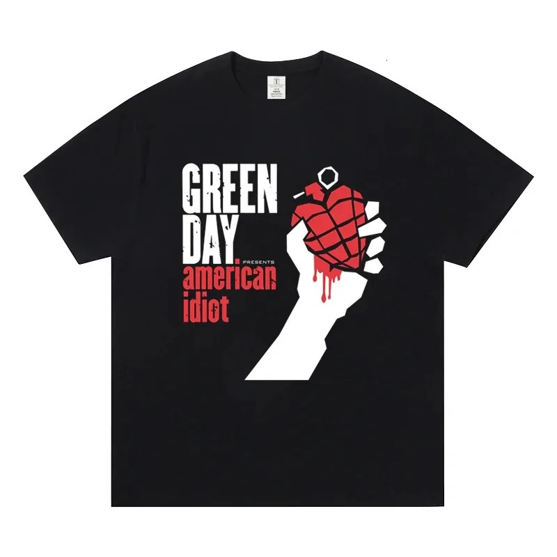 Green Day T-shirt Classic Rock Music Band T-shirt Oversized Short sleeved Punk Street Style Men and Women Tops 251231