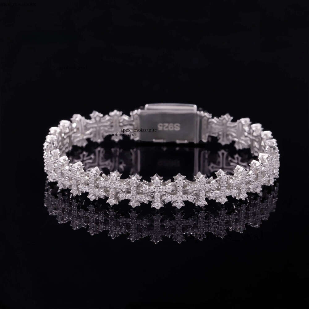 New Design 925 Sterling Silver 18K Gold Plated Link Bracelets Iced Out Vvs Moissanite Full Diamond Cross Chain Bracelet