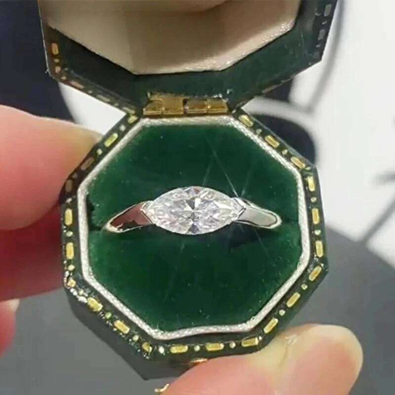 "Luxury Zircon Engagement Ring for Women - Original 925 Sterling Silver, Lab-Created Diamond Alternative Wedding Jewelry"