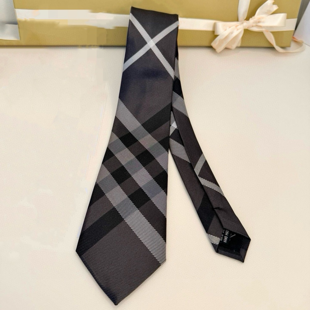 Neck Ties Designer tie Men Silk Printed Necktie Plaid Jacquard knitted Letter Fashion Leisure Business Party wedding Formal Events suit Ties Christmas gift
