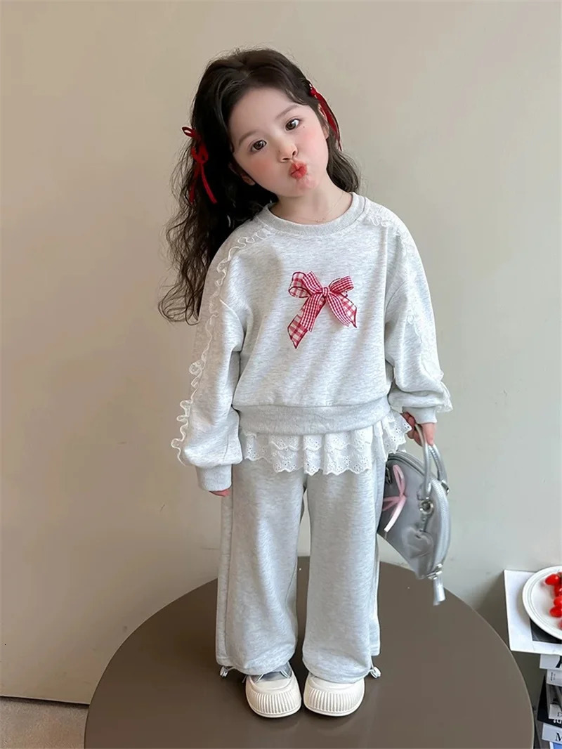 2025 Autumn Girls 2 Piece Sets Children Cotton Lace Long Sleeve Bow Sweatshirt Suit Kids Sports Loose Tracksuit Outfits 251230