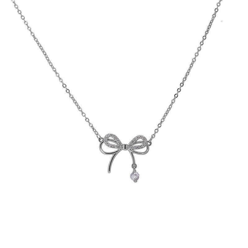 for Women Ins Collarbone Chain Choker Butterfly Necklace Light Luxury Niche High-end Design Student Best Friend Versatile