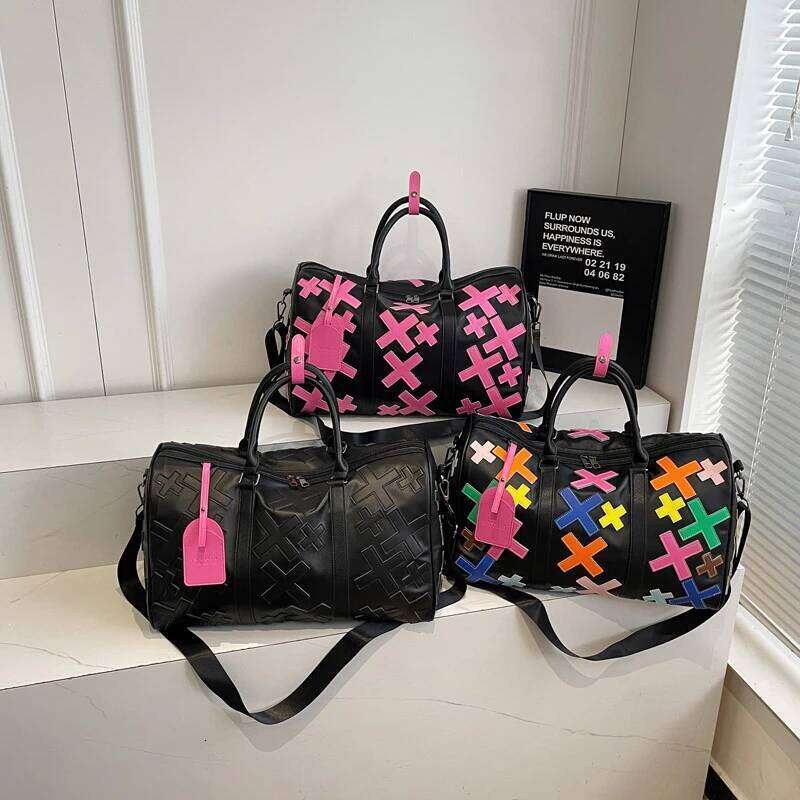 Super Cool PU Large Capacity Zipper Personality Travel High Quality Sense Of Luxury Shoulder Bags For Women 2025 New