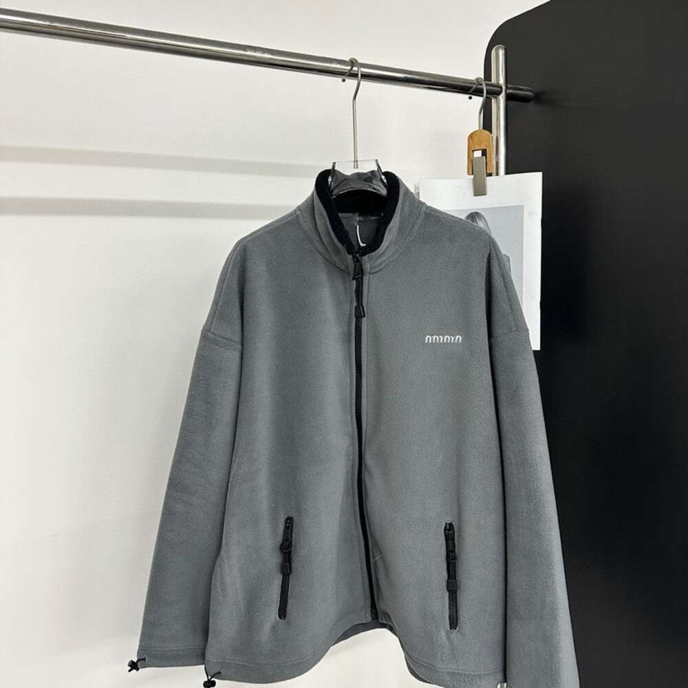 Miumue Hoodie Zip Up Hoodie Women Hooded Muily Hoodie Zipper Miuemiue Jacket Winter Long Slve Hoodie Tech Fleece Jackets Fashionable High-End Hoodie MM Hoodie E76
