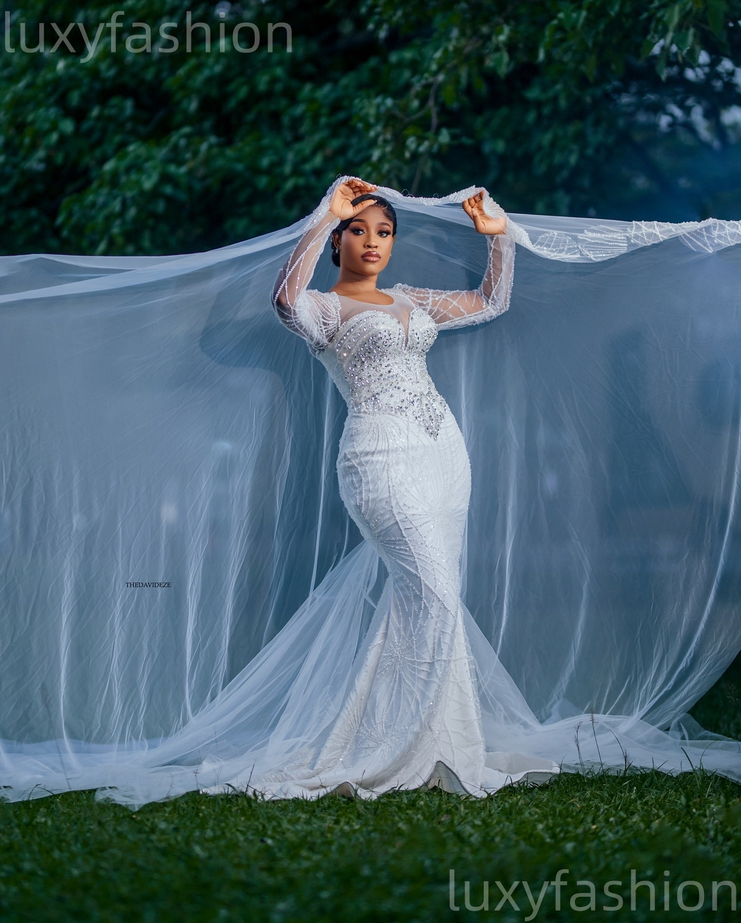 2026 Arabic Aso Ebi Plus Size Ivory Wedding Dress Beaded Crystals Sheer Neck Full Sleeves Sequined Bridal Gowns Dresses ZJ060