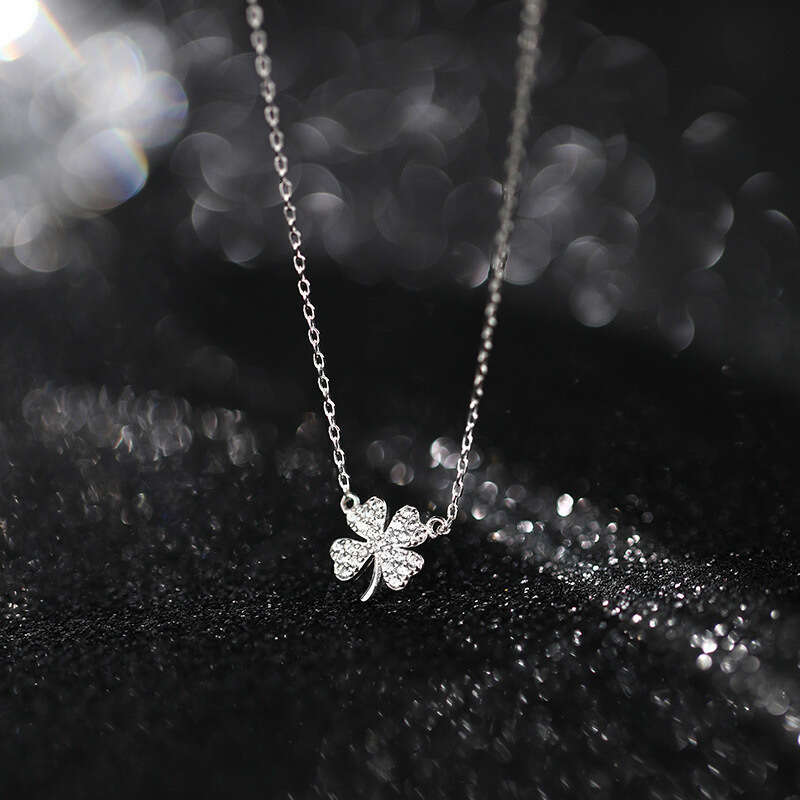 Four-leaf Clover Zircon Necklace for Women, Light Luxury Design, Sweet and Elegant, Minimalist Style, Collarbone Chain, Wholesale Jewelry