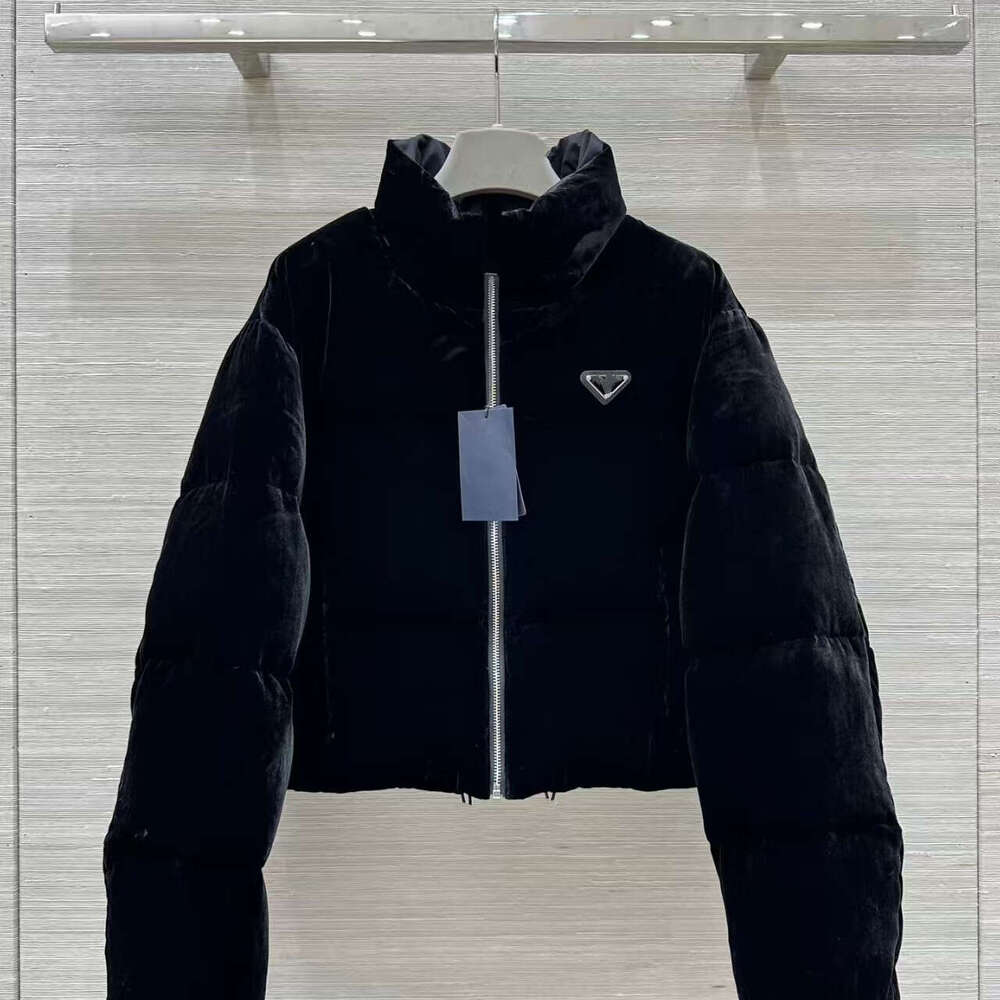 Designer Direct Supply 2025 Autumn Winter Fashion Stand Collar Inverted Triangle Letter Velvet Slim Fit 90 White Duck Versatile Down Jacket 6164