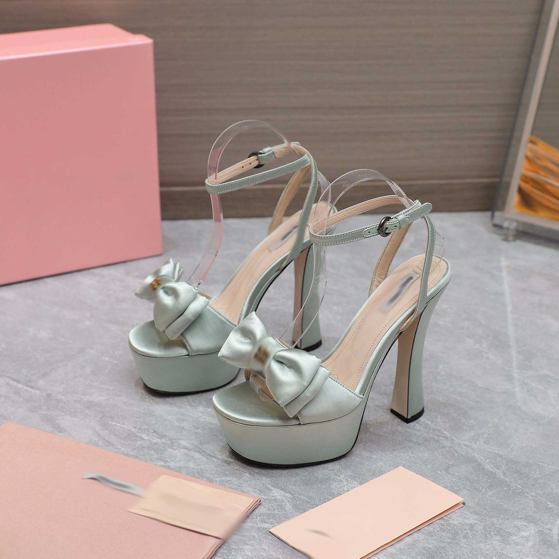 Luxury Slik Butterfly Knot Women Chunky Heel Sandals Fashion Round Toe Thick High Heel Platform Sandals Ankle Strap Sexy Party Dress Shoes 260104