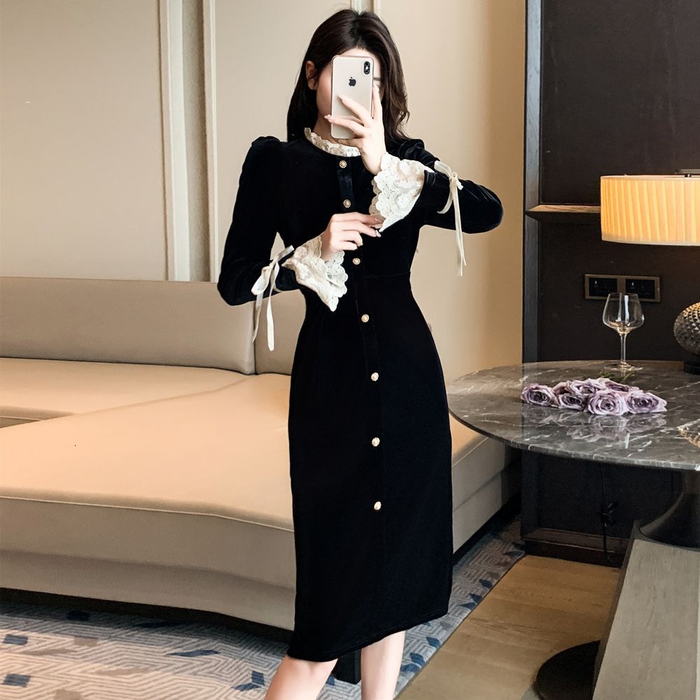 Urban Sexy Autumn/winter Mini Velvet Lace Bottom Dress In French Hepburn Style - High-end Design With Fitted Waist And Black Evening Gown