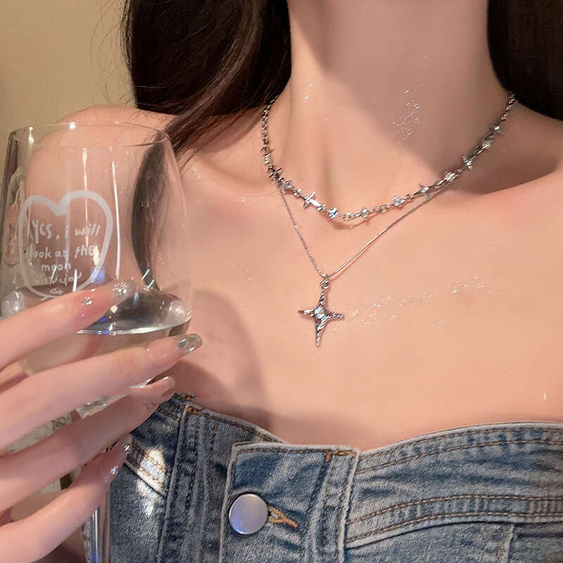 Titanium Steel Non-Fading Necklace Niche Retro Sweet Cool Hot Girl Style Subculture Ins Sea Star High-End