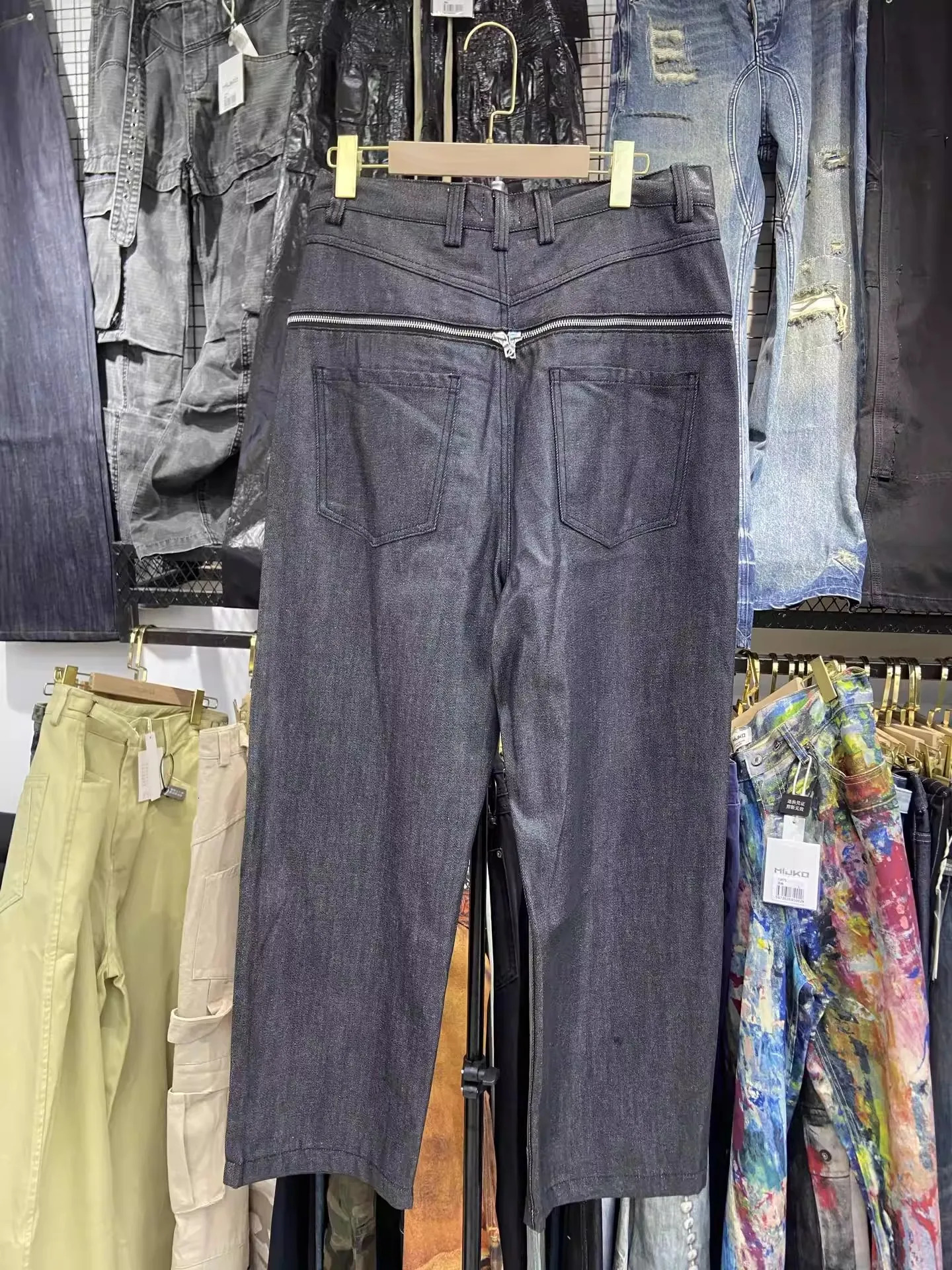 MIJKO Unisex Brush Wax Zipper Original Cow Jeans Mens and Womens Denim Pants ZJ117 251205