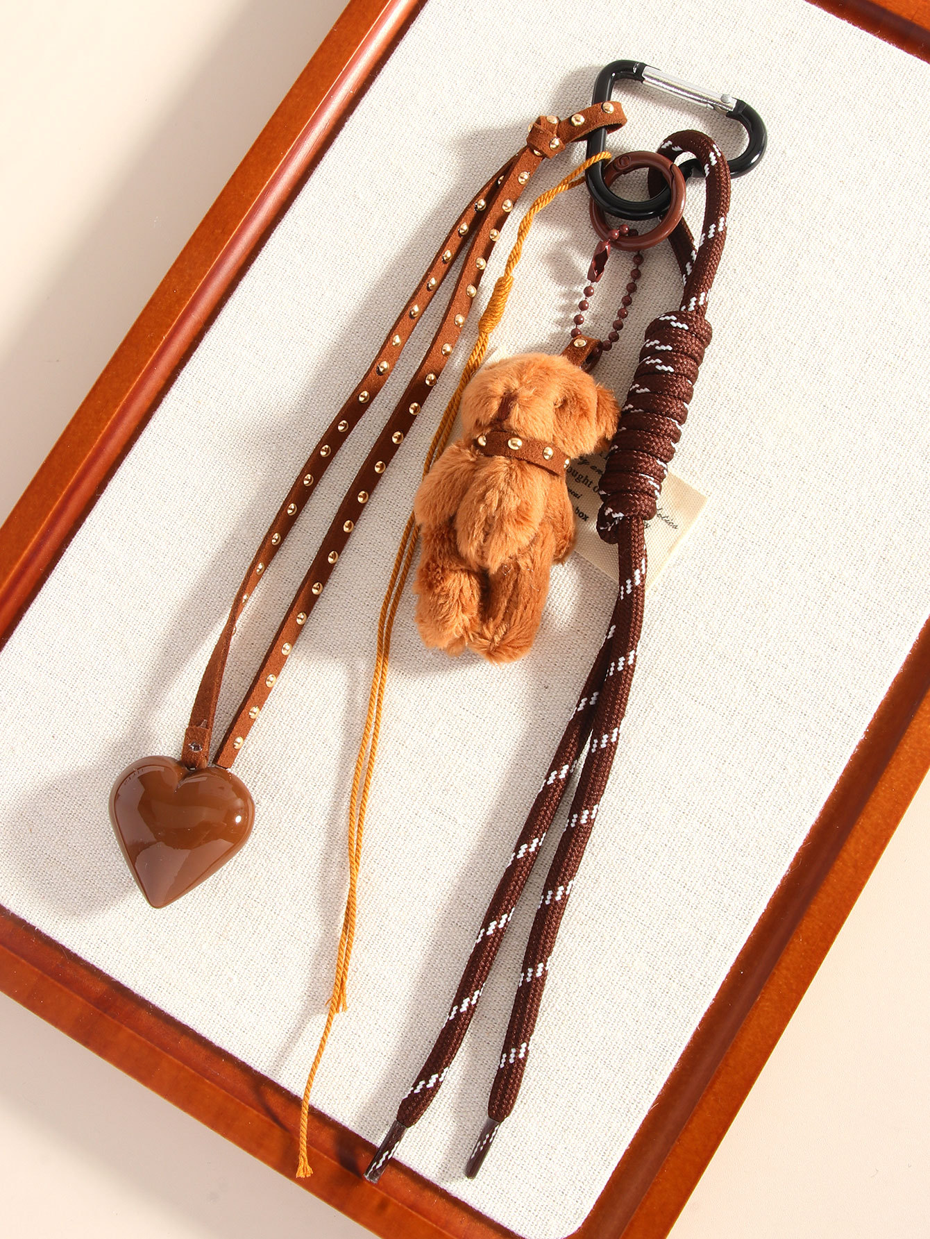 New winter bag charm Love Pompom Bag Charm Leather Rocking Horse bunny rabbit Keychain with Leather Bow Bell Braided DIY Tassel Cute Plush Bag Accesso