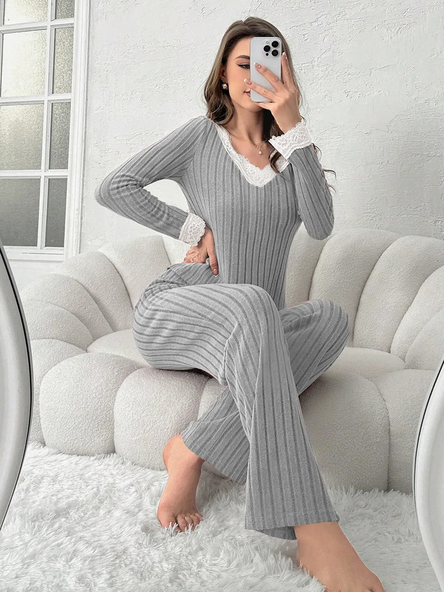 Autumn Winter Pyjama Set for Womens Sleepwear 2Piece Thickened Long Sleeve Top and Trousers Comfortable Loungewear 251231