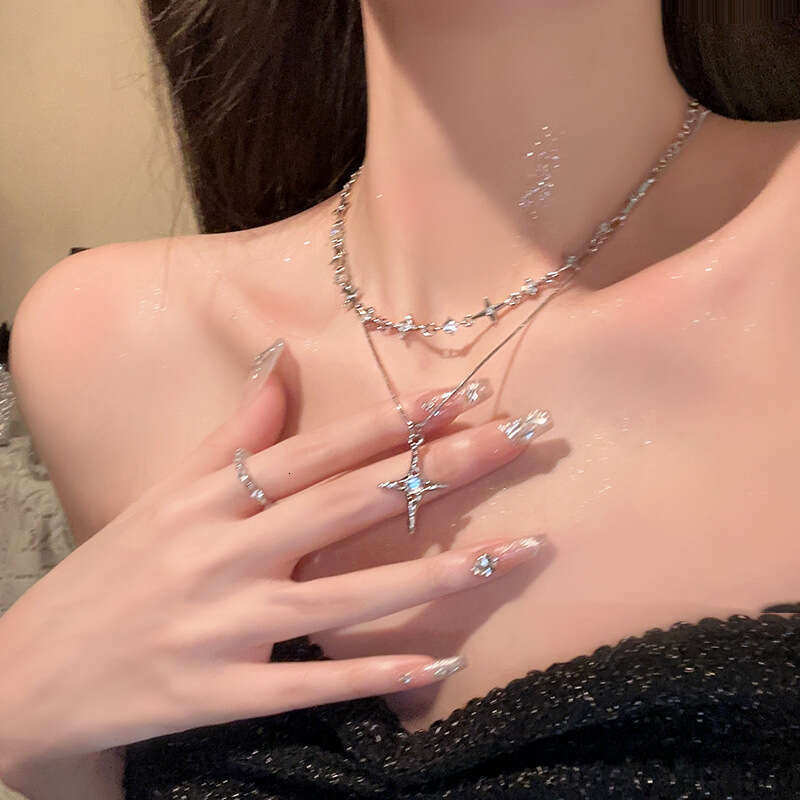 Titanium Steel Non-Fading Necklace Niche Retro Sweet Cool Hot Girl Style Subculture Ins Sea Star High-End