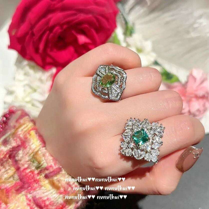 Luxurious Diamond Full Zircon Ladies Premium Anniversary Gift Engagement Bling Ring for Women