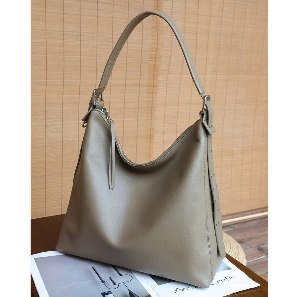 Luxury shoulder bag handbag Hobo genuine leather women's bag retro large capacity tote bag with crystal vegetable tanned cowhide cover, new cross