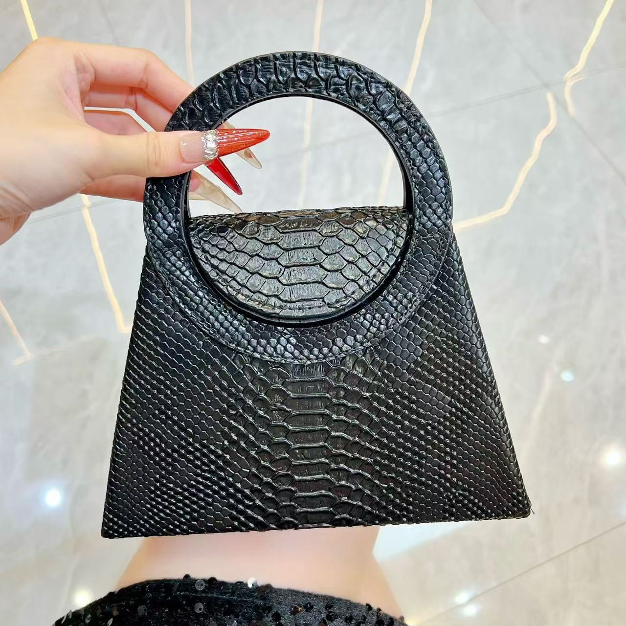2025 New High-End Women'S Handbag Fashionable Shoulder Crossbody Bag Socialite Dinner Bag