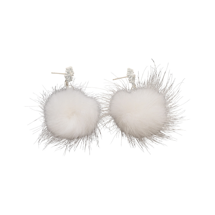 Silver needle snowflake wool ball pendant pearl earrings autumn and winter elegant temperament high-end earrings light luxury niche earrings women