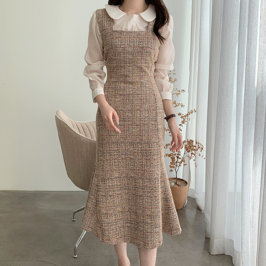 Korean-style Stylish Tight-fitting Vintage Wool Fabric 2026 Autumn-winter New Style Women's Urban Sexy Dress With Shoulder Straps