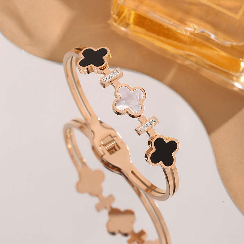 Women's Cuff Bracelet Fashion High-End Four-Leaf Clover Black White Titanium Steel for Women with Micro Inlaid Diamonds Personalized siver 925 an