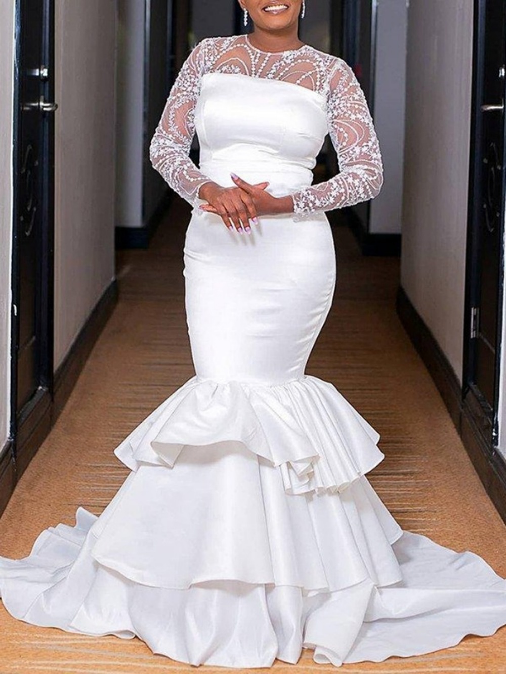 Black Girls Mermaid Wedding Dresses Sheer Neck Long Sleeve Appliques Bridal Gowns Vestido Blanco Customized Tiered Train