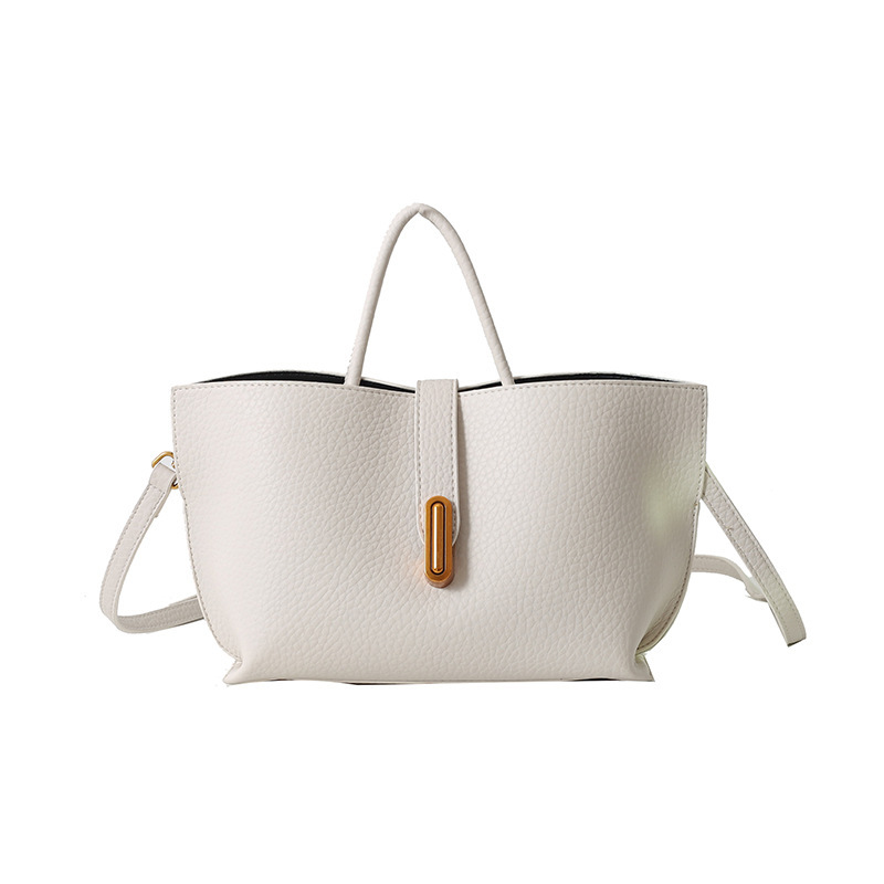 Large-capacity women's handbag, 2026 winter new style, retro versatile commuter tote bag, Korean-style fashion crossbody bag, solid color genuine leather bag