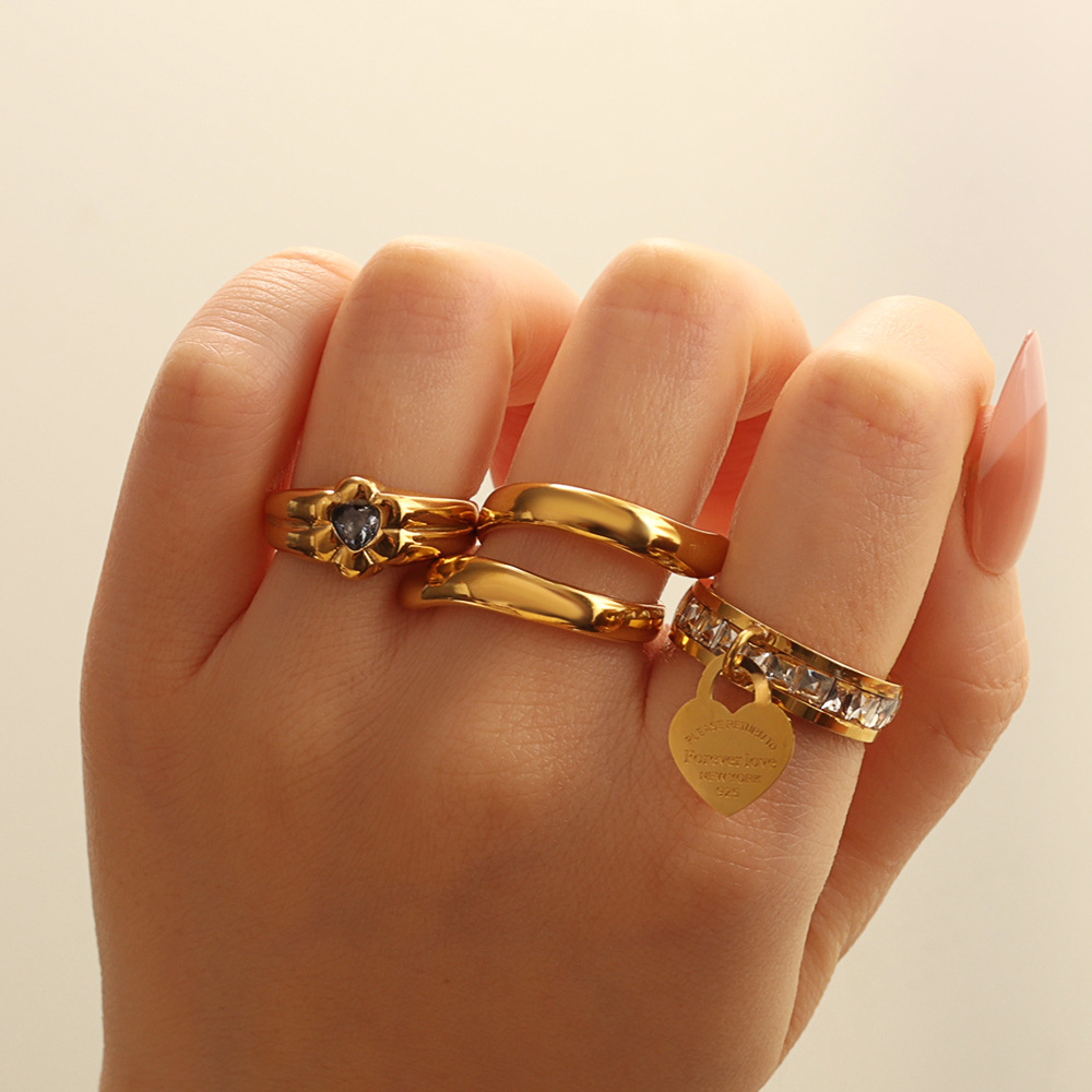 luxury Ring Designer jewelry collection women man 925 pure silver Suitable for festival gifts and weddings High-end Round ring with heart-shaped decor