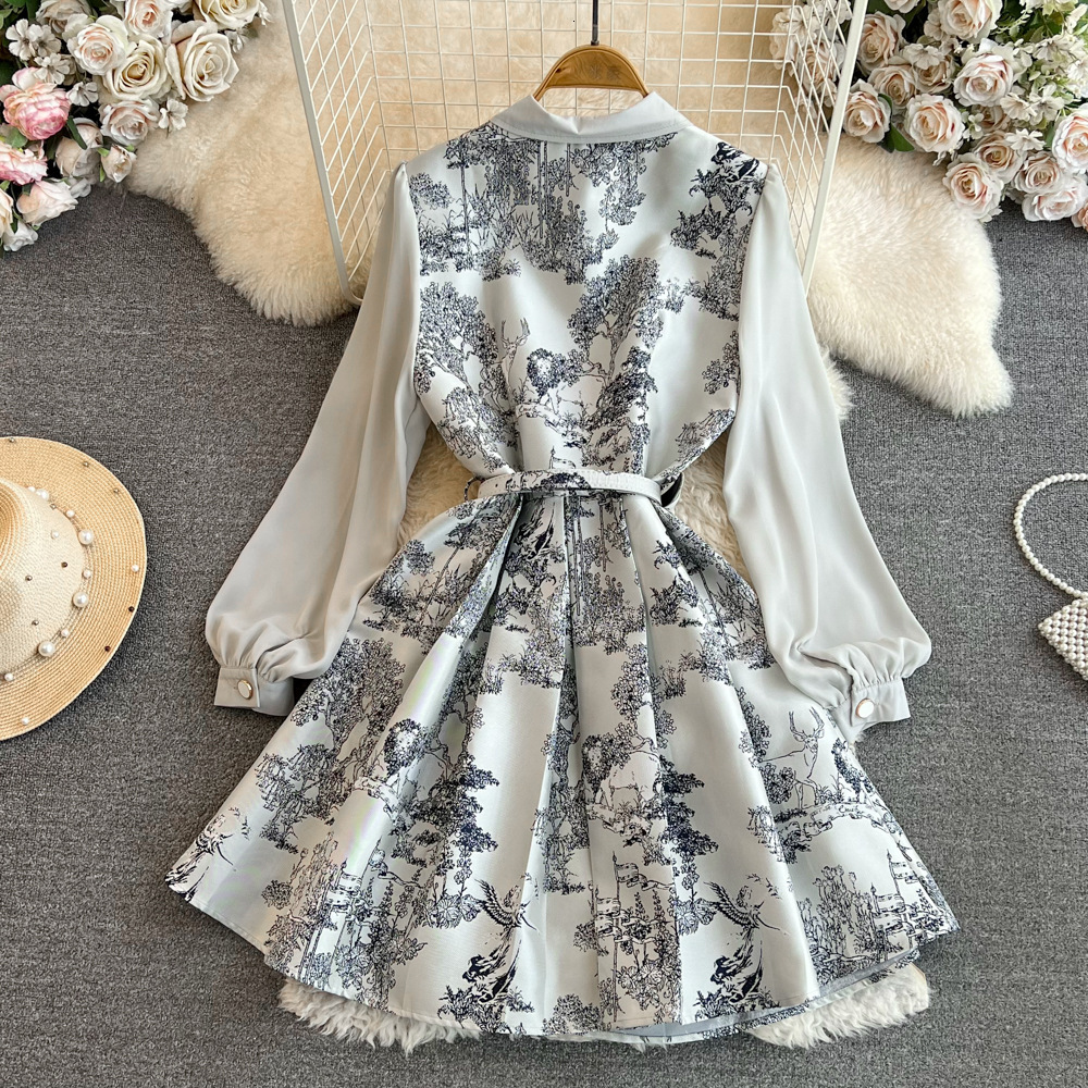 Fashionable Socialite Elegant, Fluffy Long-sleeved With A Narrow Waist Fitted And Tight Design A-shaped Single-button Ink Painting Pattern Shirt