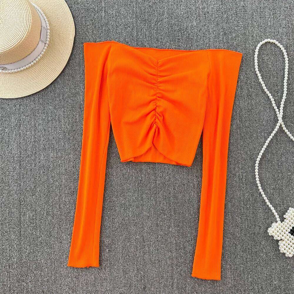 Sexy spicy girl single neck off shoulder pleated slim fit T-shirt, suitable for women's casual and fashionable short top tre