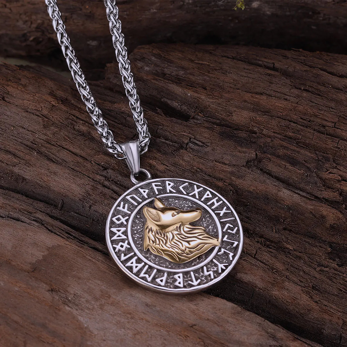 Stainless Steel Nordic Mythology Runic Giant Wolf Fenrir Necklace Men Never Fade Handmade Gold Color Pendant Jewelry Gift 251230