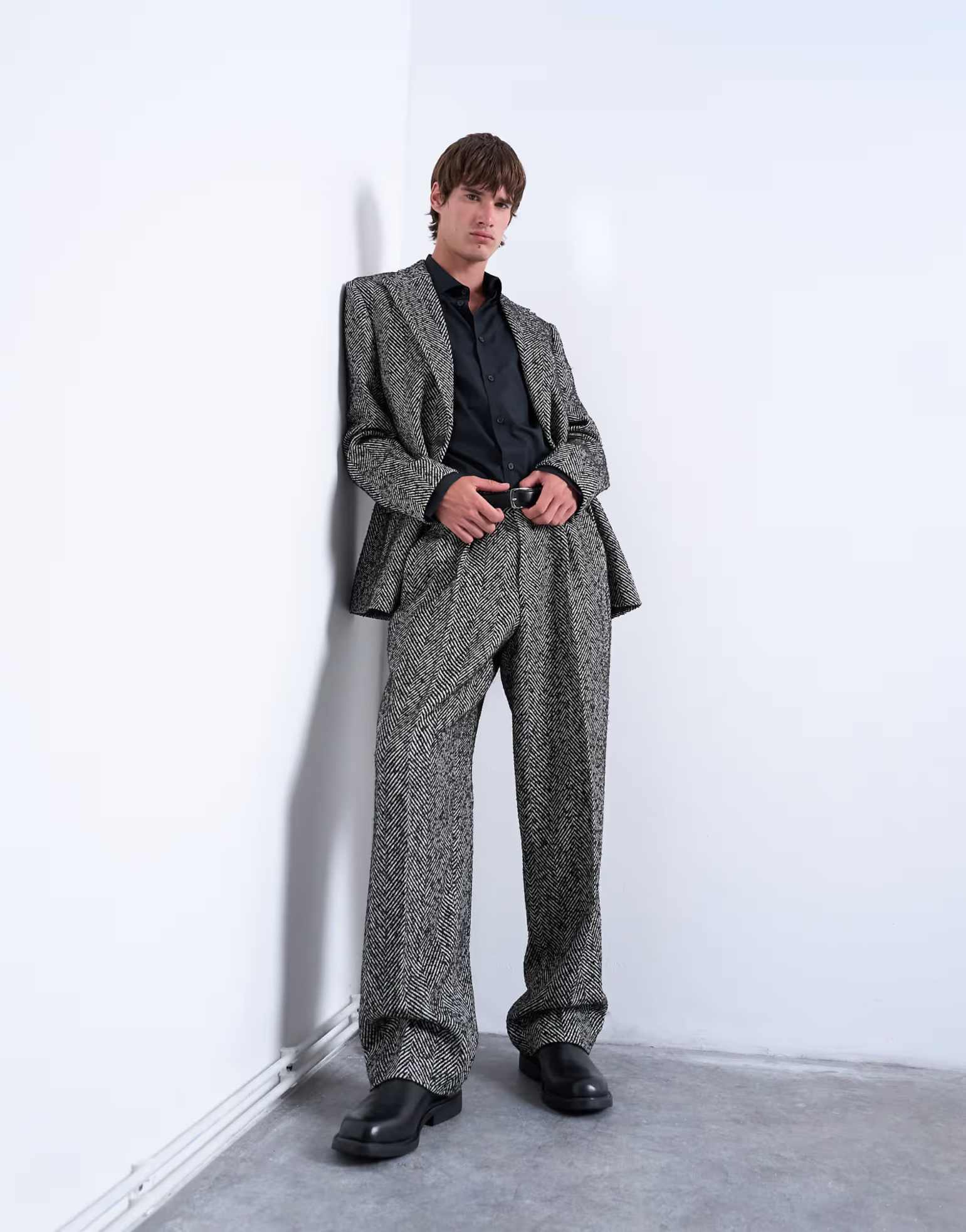 Casual Men Suits Peaked Lapel Single Breasted Jacket Blazers Autumn Winter Customized Groom Wedding Tuxedos 2 Pieces