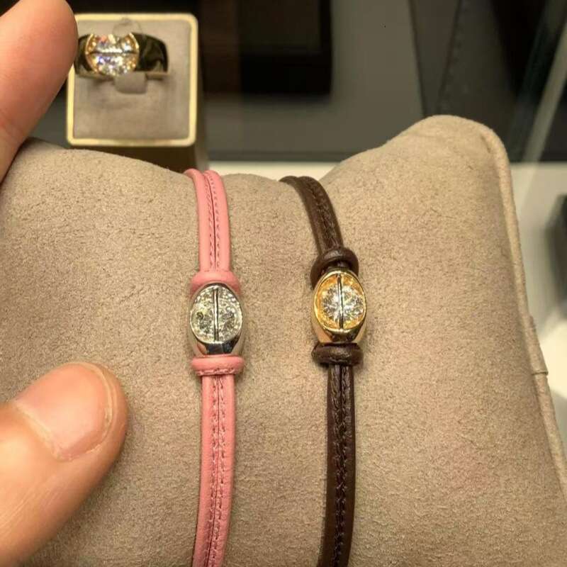 Leather Rope Free and Dynamic Zircon for Women New High-end Niche Bracelet