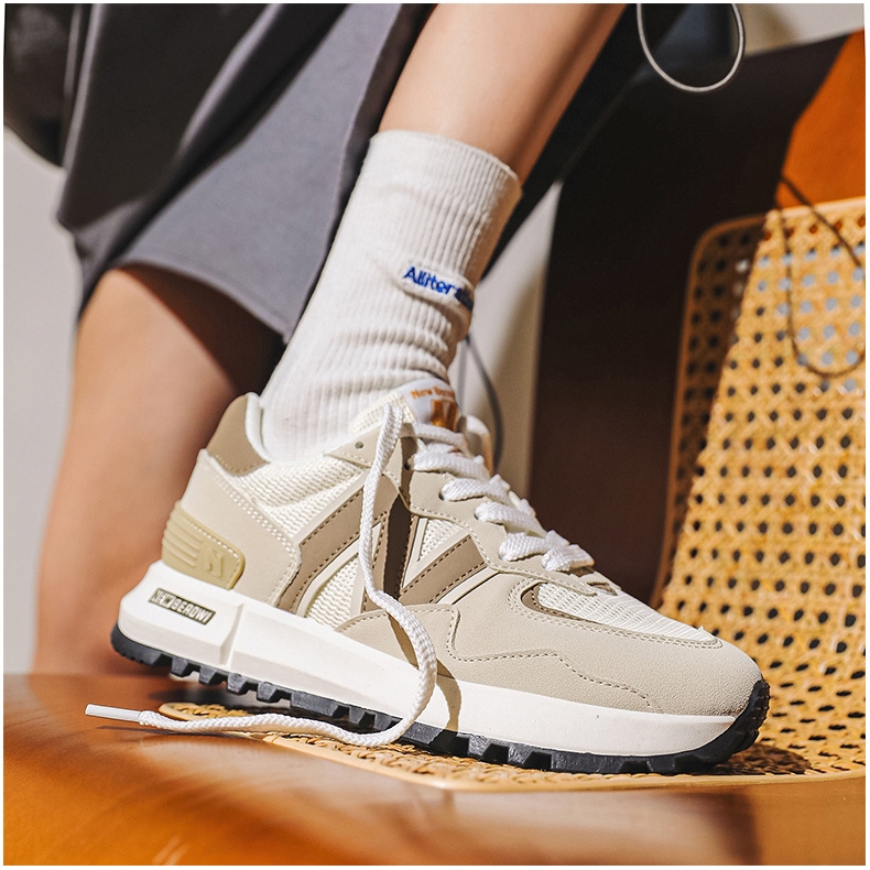 New Berowi Sneaker Classic Mens Sports Casual Running Couple Cricket Shoes Outdoor Lifestyle Skateboarding Shoes Free Shipping