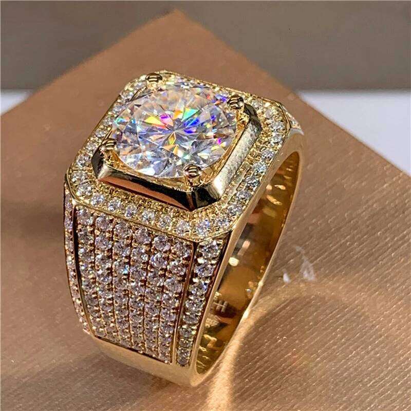 Shining White Zircon Round Stone Vintage Gold Color Wedding Ring Male Female Fashion Crystal Engagement Rings For Women Men