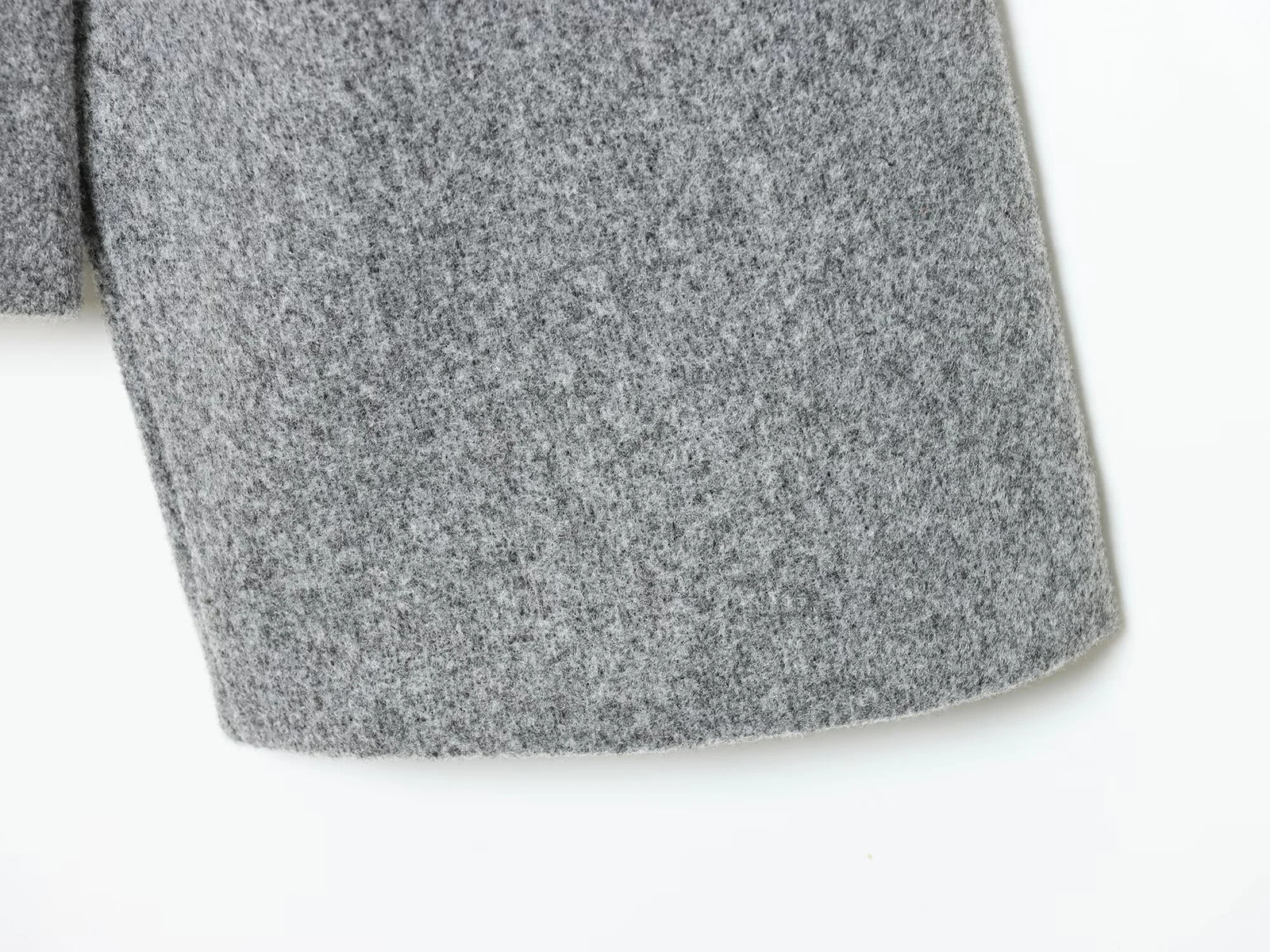 2025 Winter Womens Casual Fashionable Simple Versatile HighNeck LongSleeved DoubleBreasted Loose Wool Coat 251216