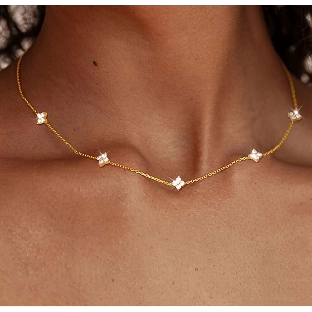 Four-Leaf Clover Ne… - image