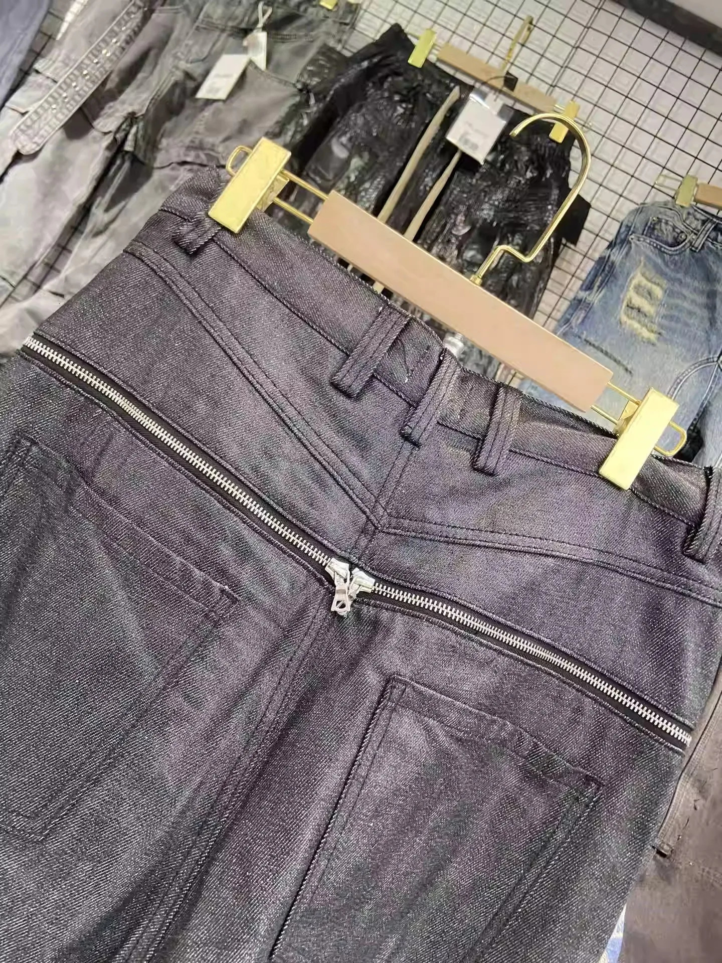 MIJKO Unisex Brush Wax Zipper Original Cow Jeans Mens and Womens Denim Pants ZJ117 251205