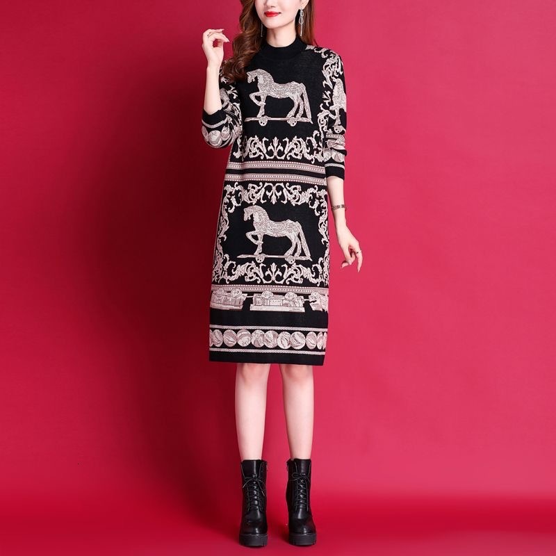 High-Quality Plus Size Concealing Age-Reducing Knitted Dress for Middle-Aged Women, Autumn and Winter New Style, Youthful Outerwear Base Sweater Dress
