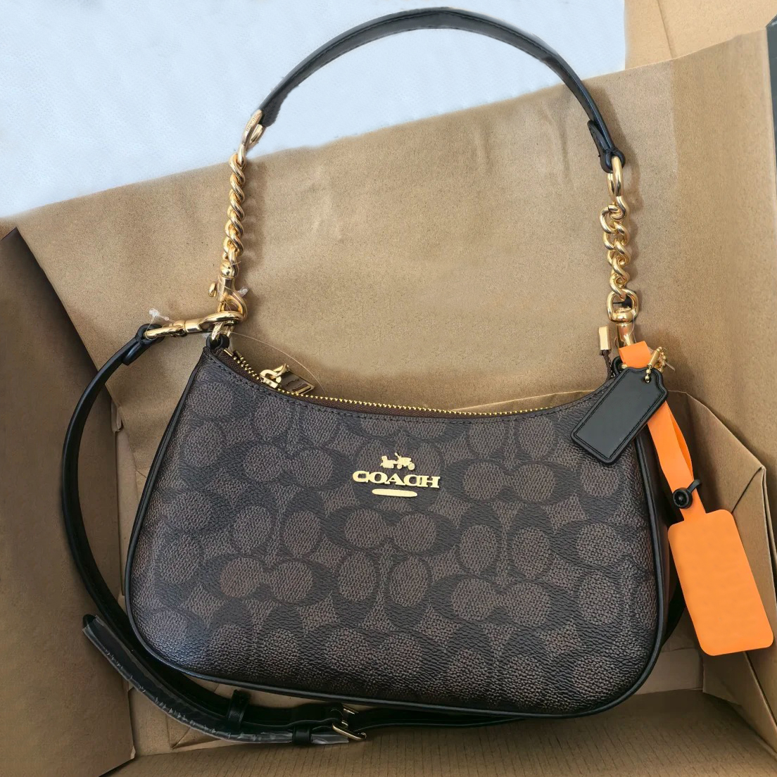 Designer Bag Classic Zipper Handbag Calf Leather Luxury Fashion Flip Letter Shoulder Bag Chain Bag Sweet Handbag Versatile Crossbody Bag Small Wallet