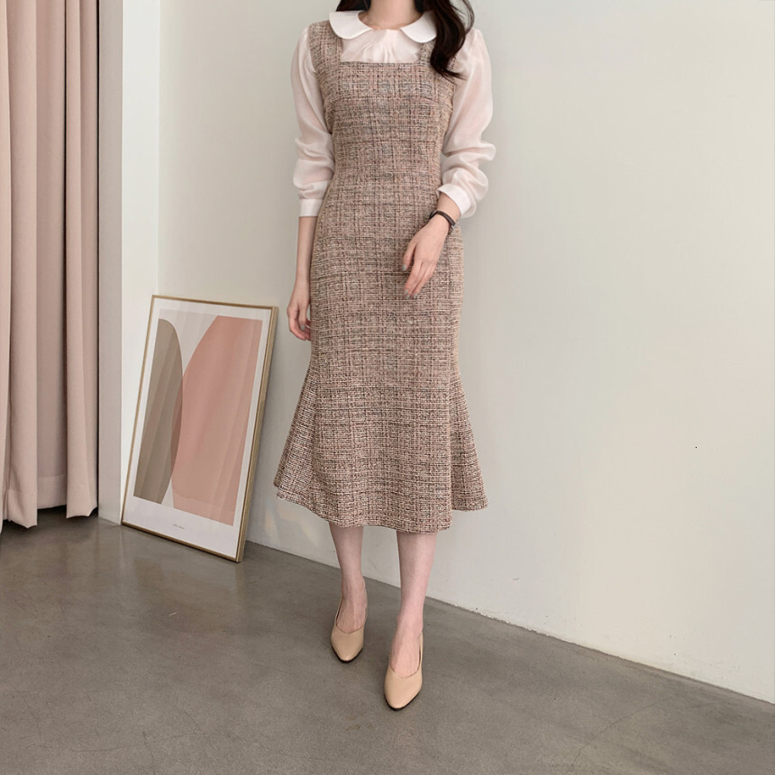 Korean-style Stylish Tight-fitting Vintage Wool Fabric 2026 Autumn-winter New Style Women's Urban Sexy Dress With Shoulder Straps