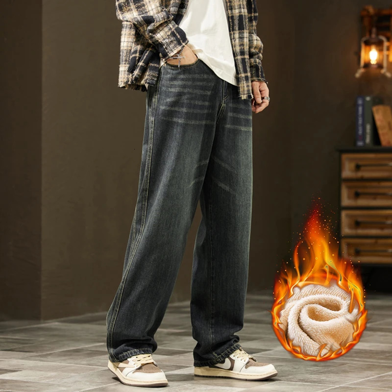Winter Fleece Thick Cotton Jeans Men Warm Korean Velvet Loose Wide Pants Elastic Waist High Quality Outdoors Plush Trousers 251226