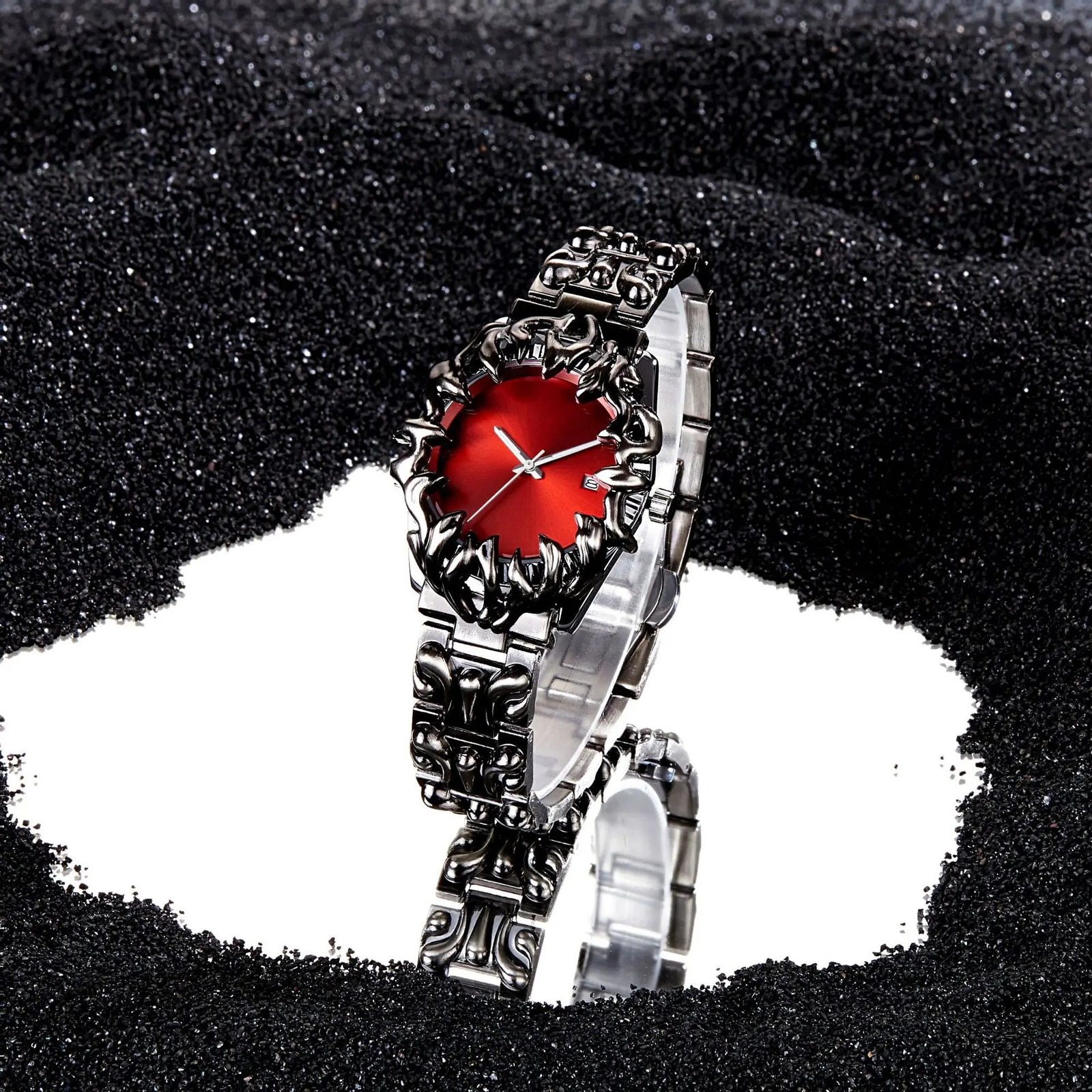 fashion heterosexual claw watch alabaster style retro Y2K European American watches special shaped advanced ins niche watches 251229
