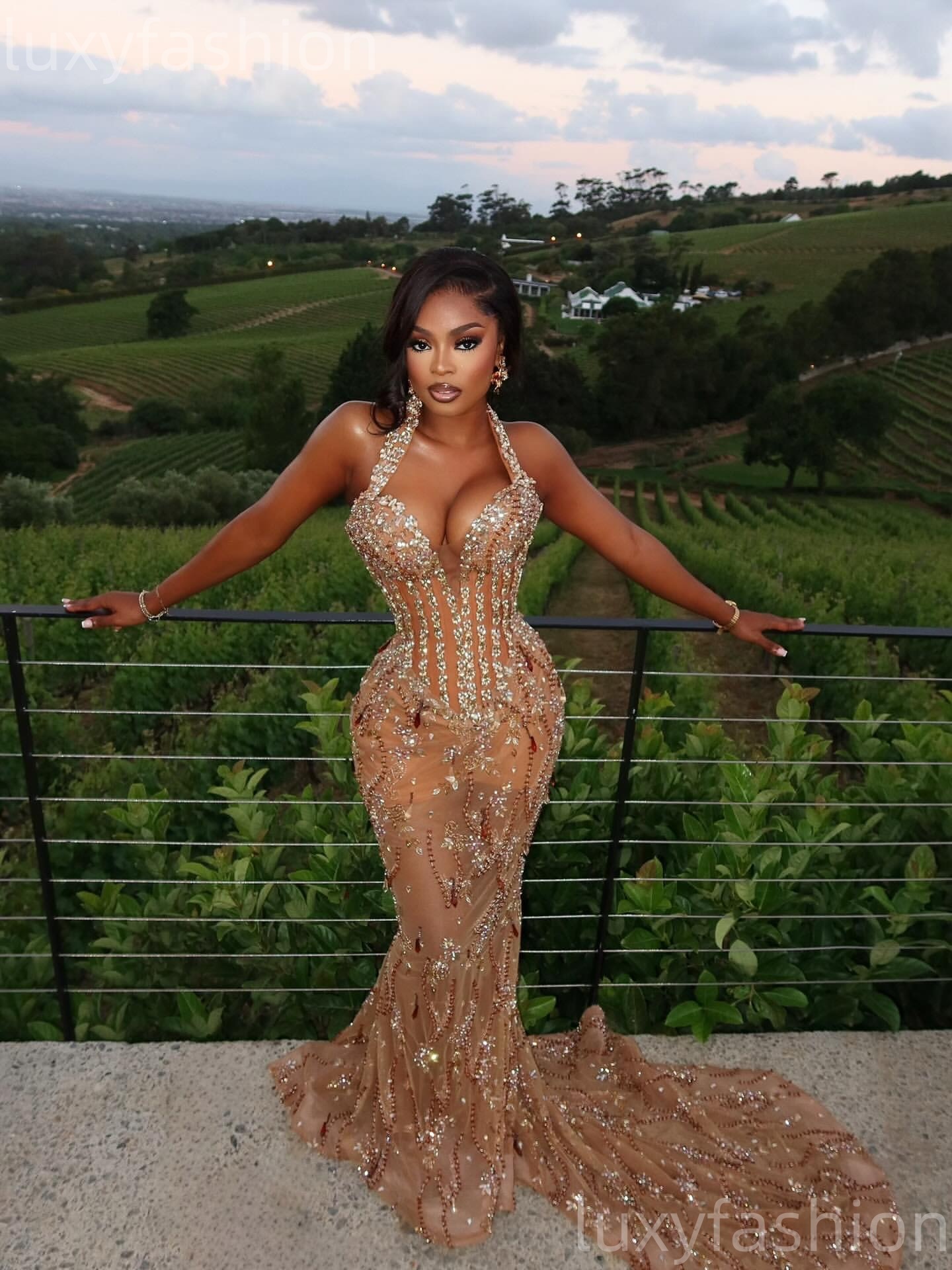 2026 Aso Ebi Champagne Mermaid Prom Dresses Halter Beaded Crystals See Through Evening Formal Party Second Birthday Engagement Gowns Dress For Special